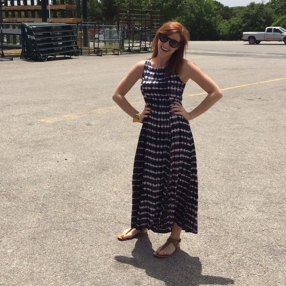 Navy + Pink Tie Dye Dress - Picture 10 of 10